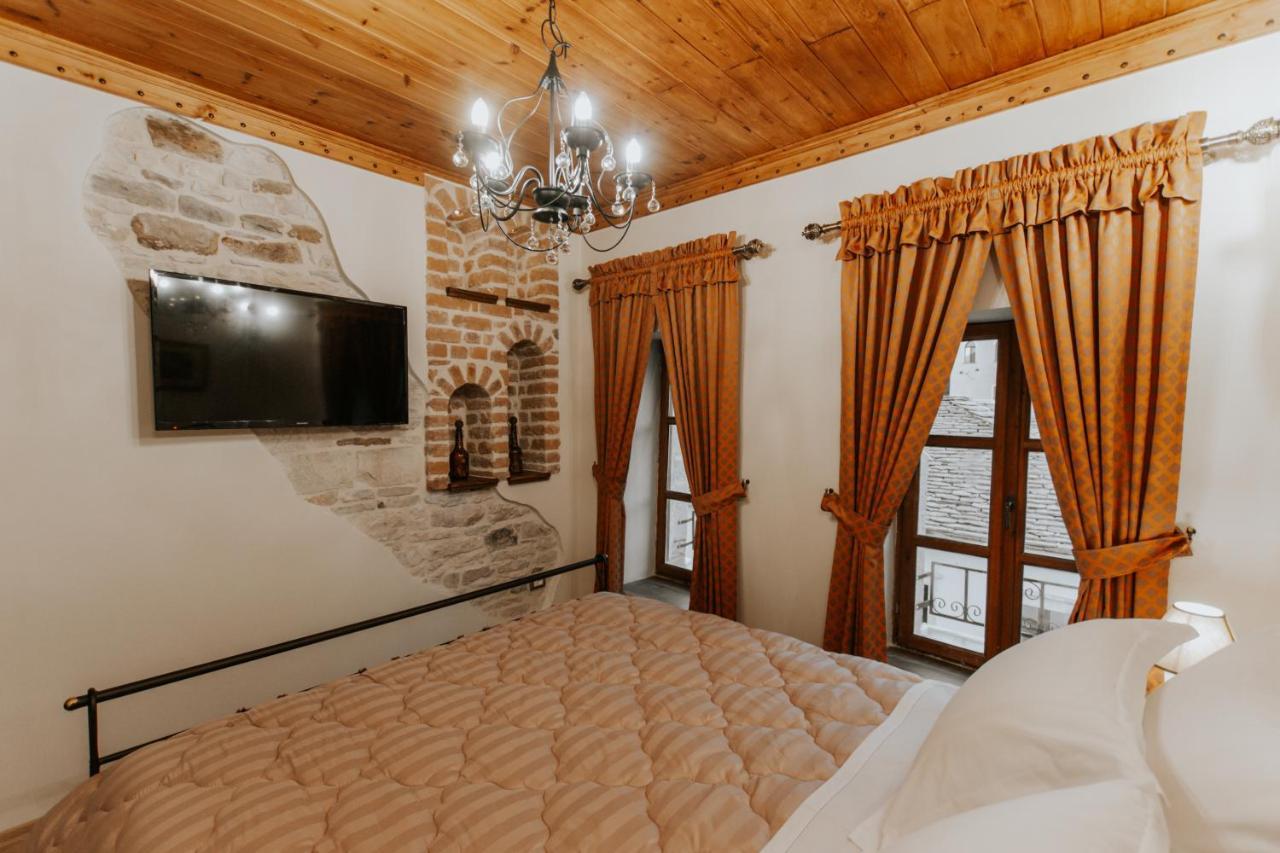 Hotel Ss Kekezi Gjirokastër Exterior foto