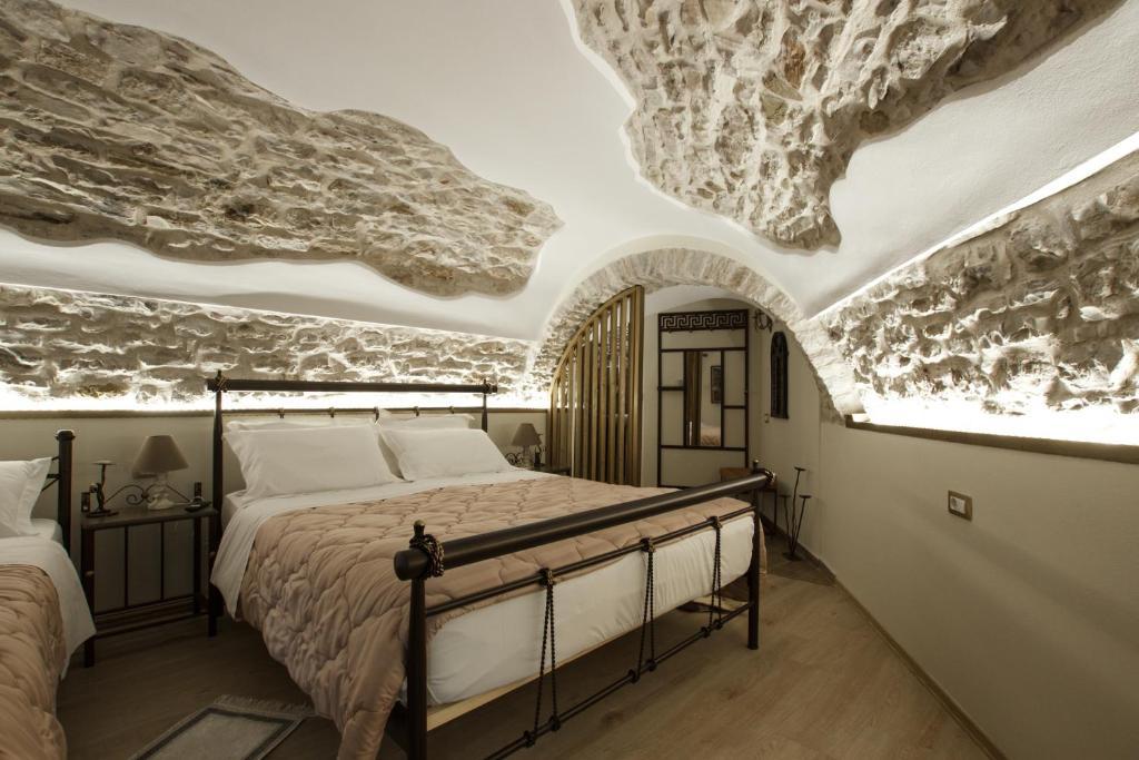 Hotel Ss Kekezi Gjirokastër Exterior foto